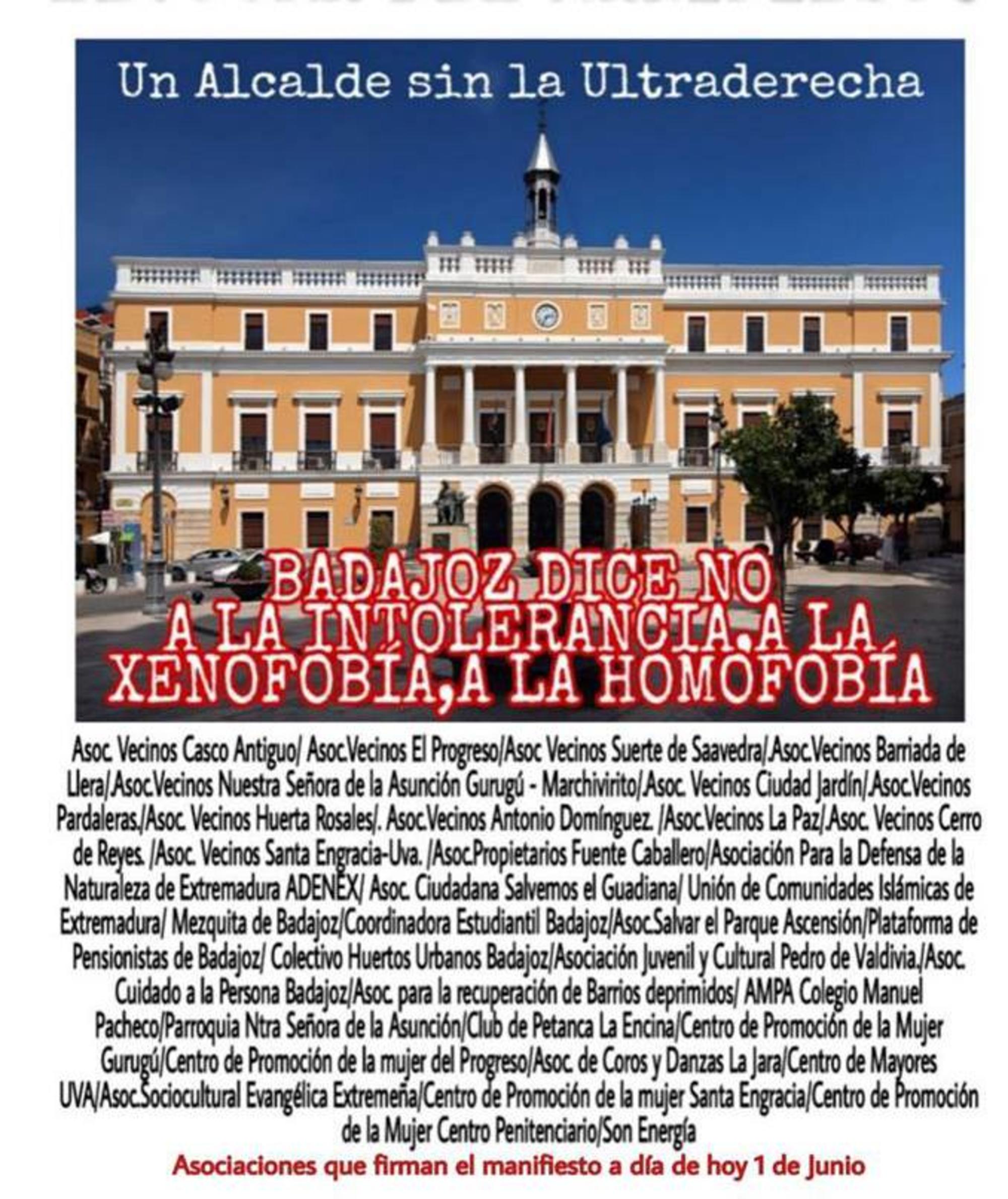 Cartel antiVox Badajoz